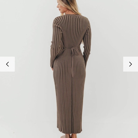 Colette Premium Long Sleeved Ribbed Knit Maxi Dress in Slate - Picture 4 of 6